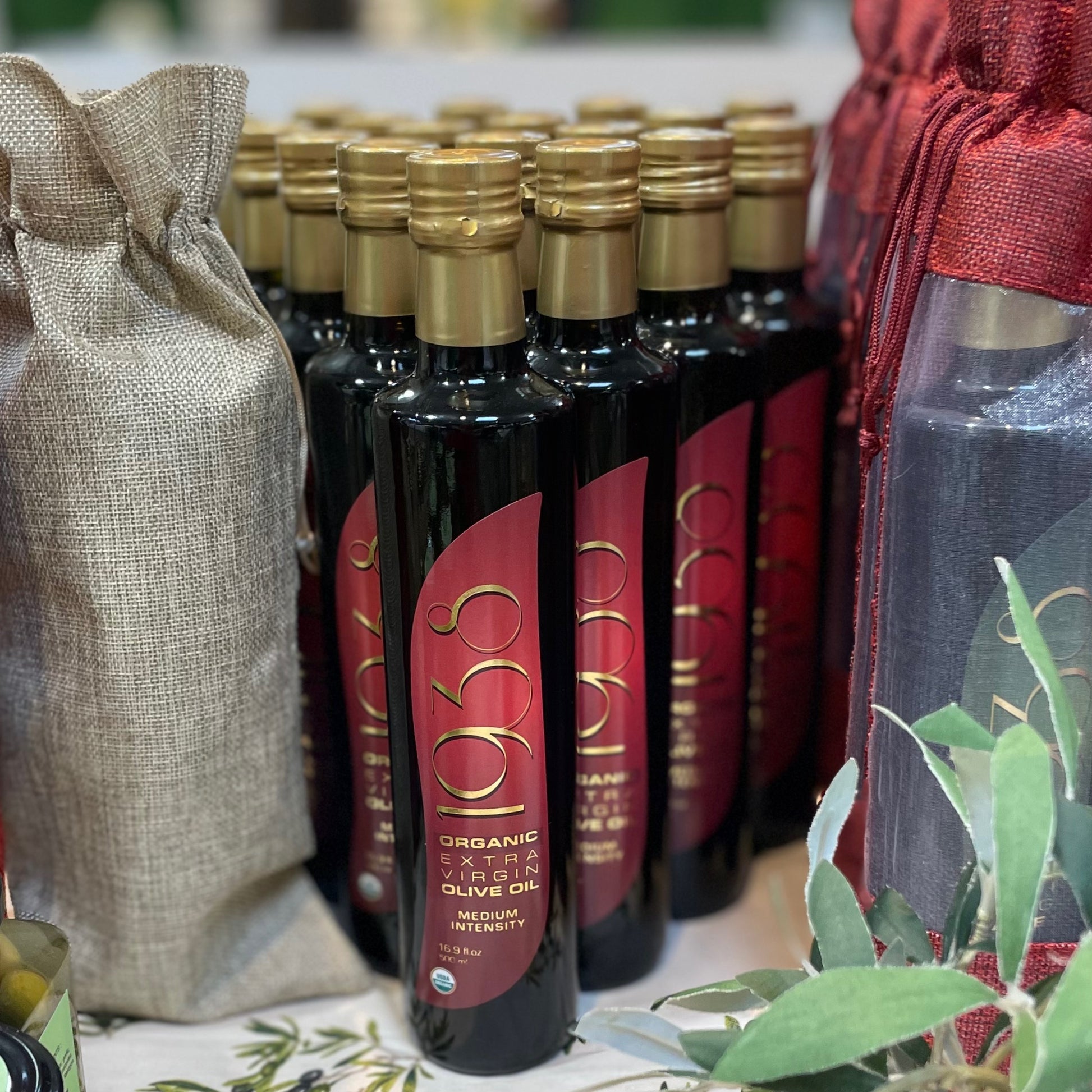 1938 Organic EVOO Red Label - Medium intensity - Premium Olive oil from Amore Trade - Just $24.99! Shop now at EVOO GOLD